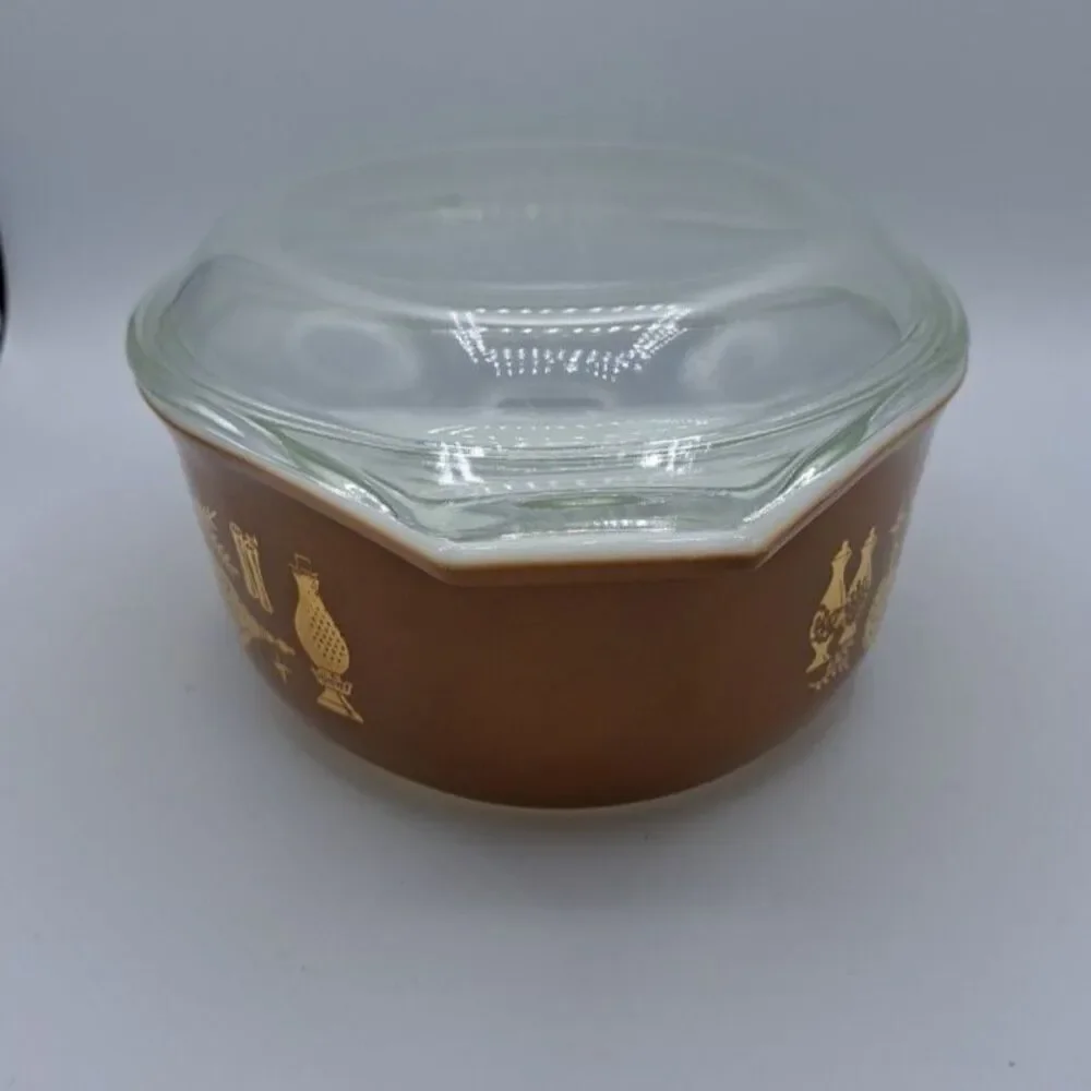 Pyrex Early American Oval Casserole Baking Dish with Lid 1.5 Qt Vintage #043